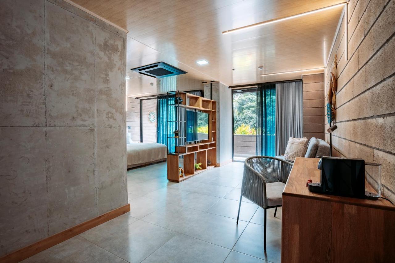 Hotel Living By Armoniko Medellín Esterno foto