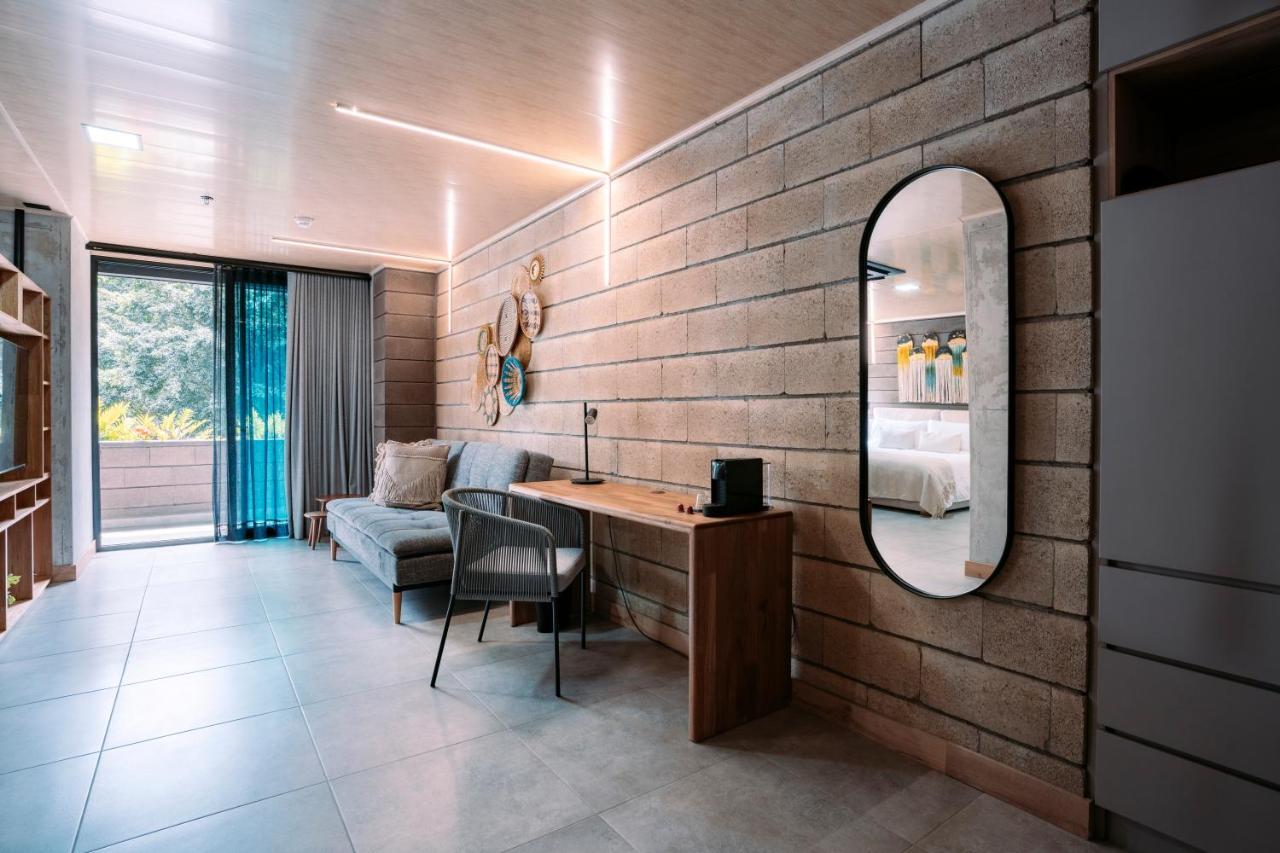 Hotel Living By Armoniko Medellín Esterno foto